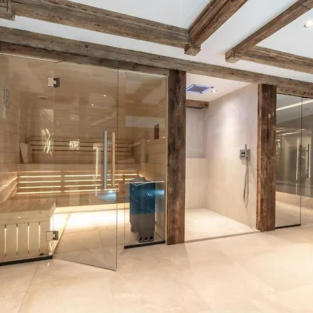 Summit Escape Chalet In Chalé