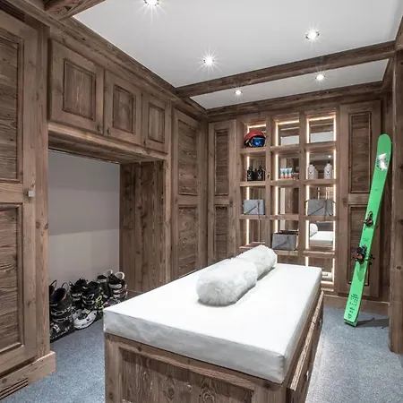 Summit Escape Chalet In *